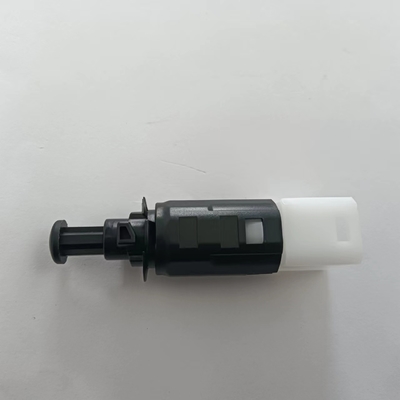 1978-1984 Bremslichtschalter für OPEL Movano Vivaro RENAULT Kangoo Clio 7700414988 Standardgröße