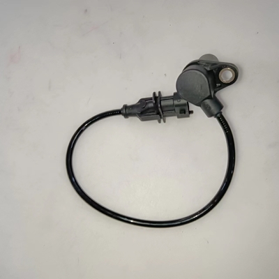 Zertifizierter IATF16949 Fahrzeugkurbelwellenpositionssensor WLBD18221A WLBD-18-221A für den Mazda Pickup BT50 1984