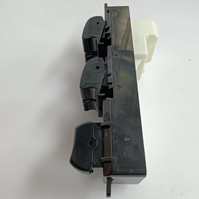 84820-35010 Elektrischer Fensterschalter für Hilux Land Cruiser 70 80 4-Runner Zertifiziert