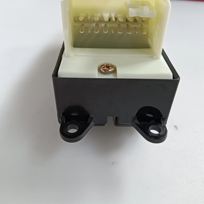 84820-35010 Elektrischer Fensterschalter für Hilux Land Cruiser 70 80 4-Runner Zertifiziert