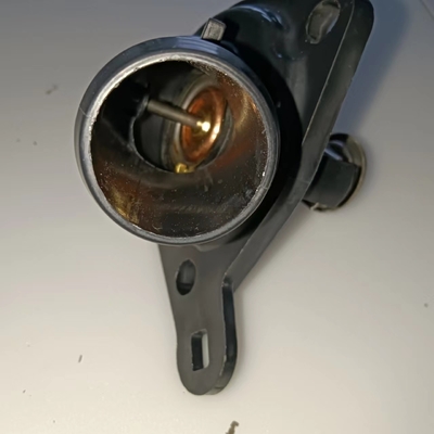 Schwarzer Kühlmittelfüllhals für den Heizkörper w/Kap 16502-21070 für TOYOTA VIOS NCP93 YARIS NCP91