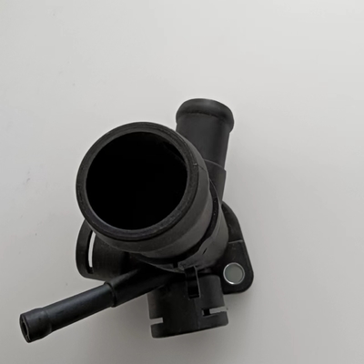 Kühlmittelflansche für AAZ Turbodiesel auf 93-99 Golf 93-99 Jetta 92-97 Passat 068121132B