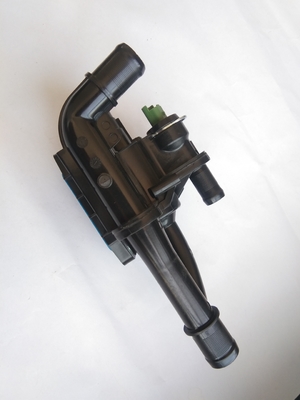 1336.AF 1675627 9M5Q-8A586-BA Thermostat Gehäuse für Citroen Peugeot und erschwinglich