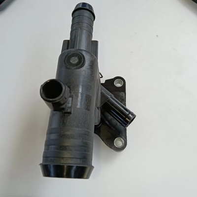 Ford Focus 2011-2019 Thermostatgehäuse/Wasserflansche mit Sensor CJ5E8K556AB Ford