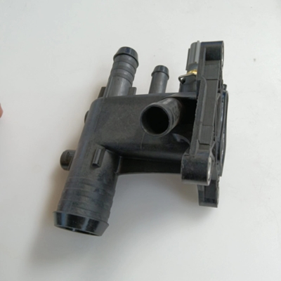 Ford Focus 2011-2019 Thermostatgehäuse/Wasserflansche mit Sensor CJ5E8K556AB Ford