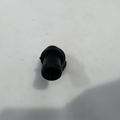 Kühlmittel für Flansche aus Metall und Kunststoff für VW Touran Tiguan Polo Passat 5Q0122291AC IATF16949