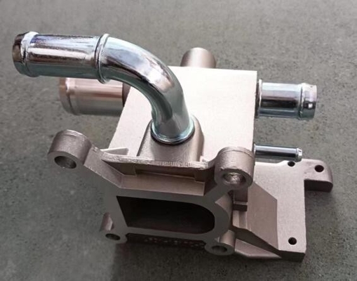 Autoteile Wasseranschluss L327-15-17Z für Mazda Motor Kühlsystem
