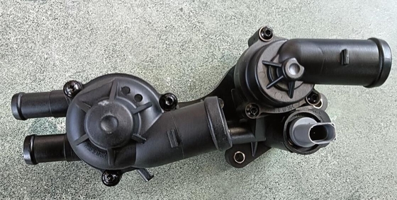 03C121111AM Motorkühlmittel Thermostat Gehäuse für Sitz Ibiza VW Jetta 2011-2022 VW Polo 03C121111M