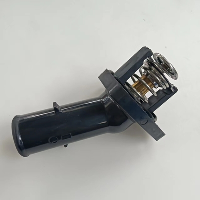 Die Ausrüstung für den Thermostatgehäuse 16031-0P010 16031-31011 für Toyota TACOMA TUNDRA