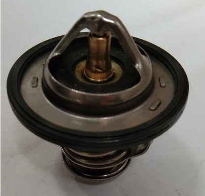 21200-VC20A 82Degree Motorkühlmittel Thermostat für SUNNY Traveller NP300 JUKE SUNNY