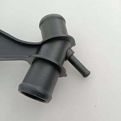 16577-22030 Motorkühlmittel-Thermostatgehäuse Kompatibel mit To-yota Co-rolla