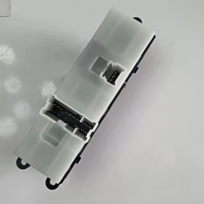 OE-Nr. 25401-BB65B Vorder-Links-Schaltfenster für den Nissan Navara Qashqai 2003-2018
