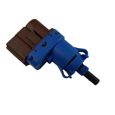 1240755 50512681 453472 1608681280 53378929 Bremslampen-Schalter für den Fiat Ducato 500L
