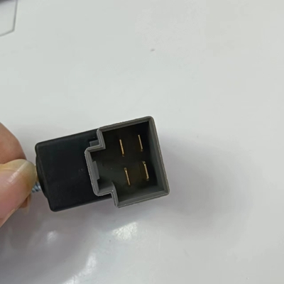 Bremslichtschalter für HYUNDAI 9381038110 9381038100 938103K000 938101C800