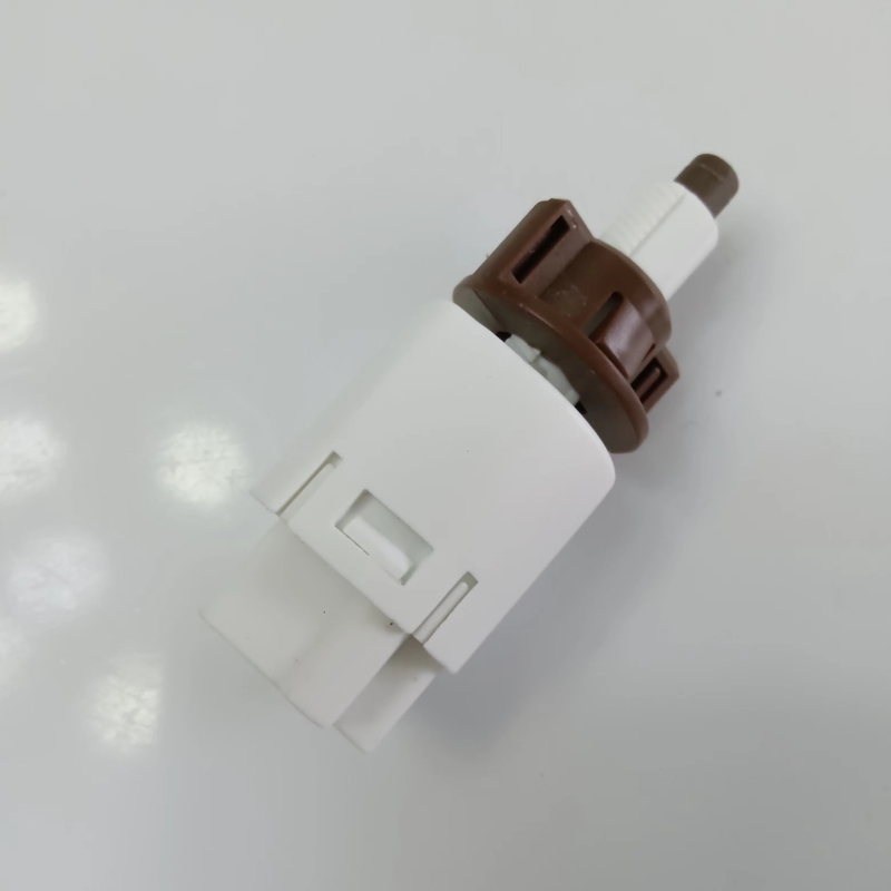 1999-2006 Jahr Bremslicht Schalter 71742588 geeignet für Lexus ES350 Toyota Camry OEM KEINE
